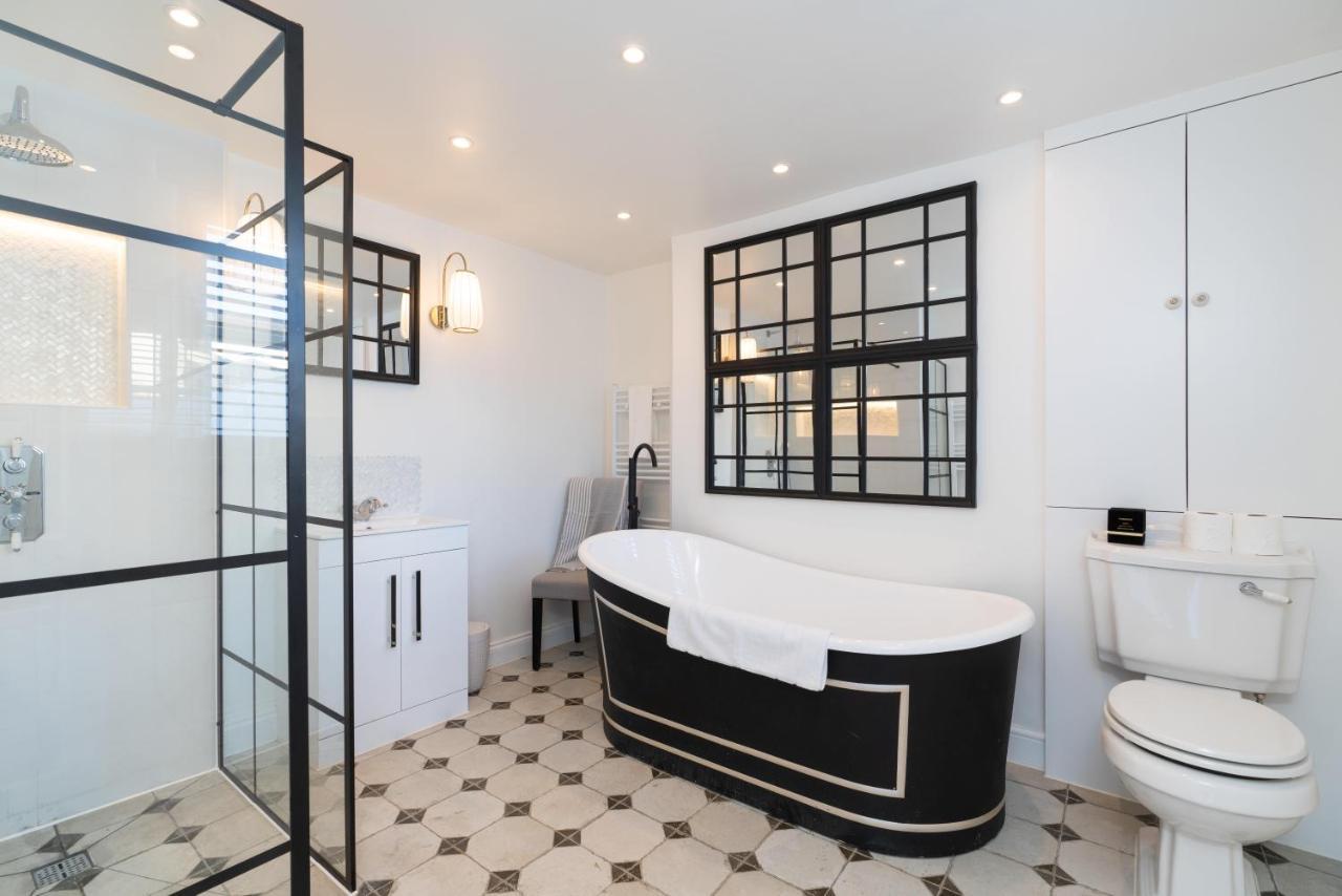 Gloucester Place Townhouse With Hot Tub! Cheltenham Exterior photo