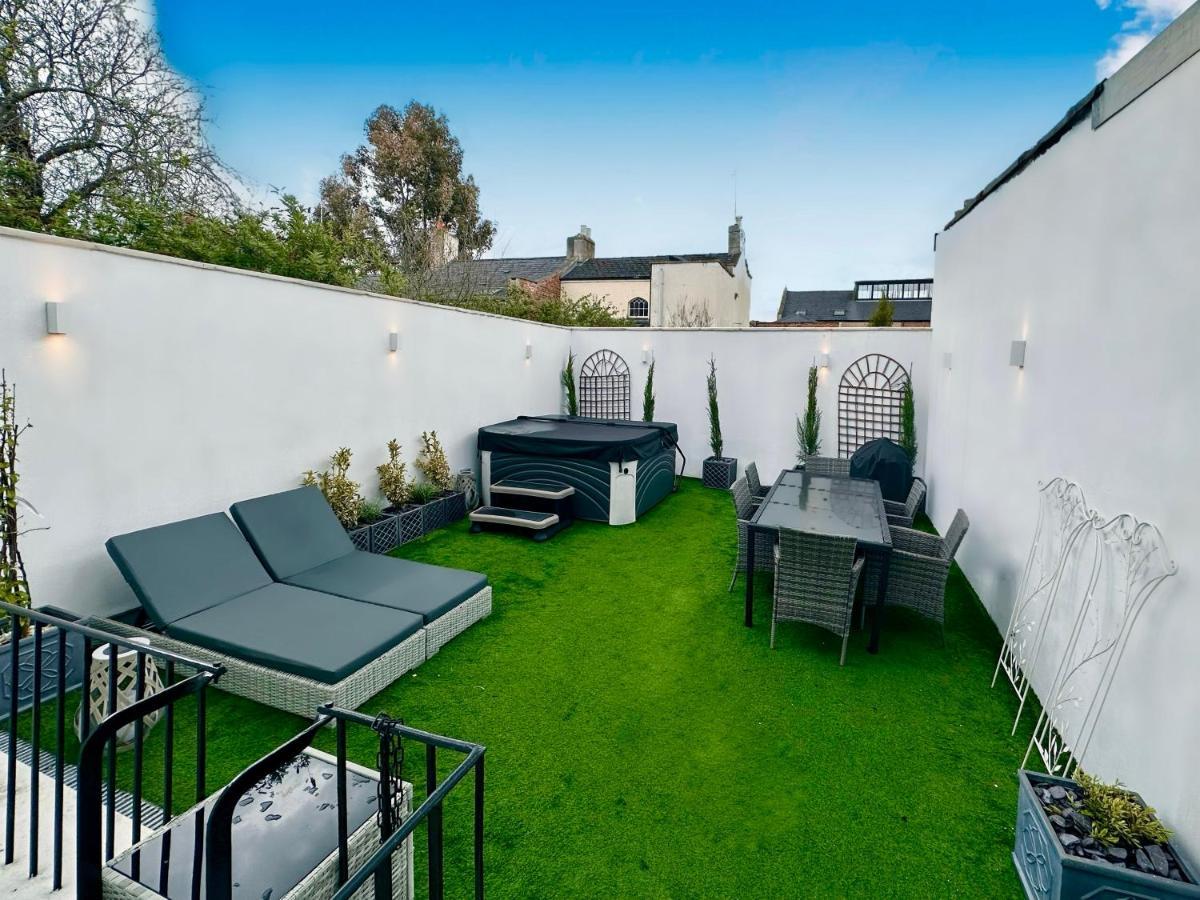 Gloucester Place Townhouse With Hot Tub! Cheltenham Exterior photo